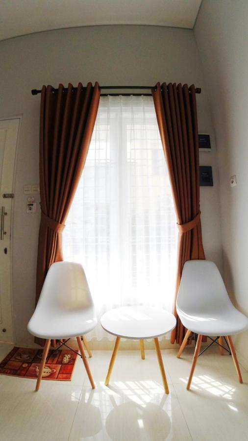 Omah Bondi Family Homestay By Fh Stay ジョグジャカルタ エクステリア 写真