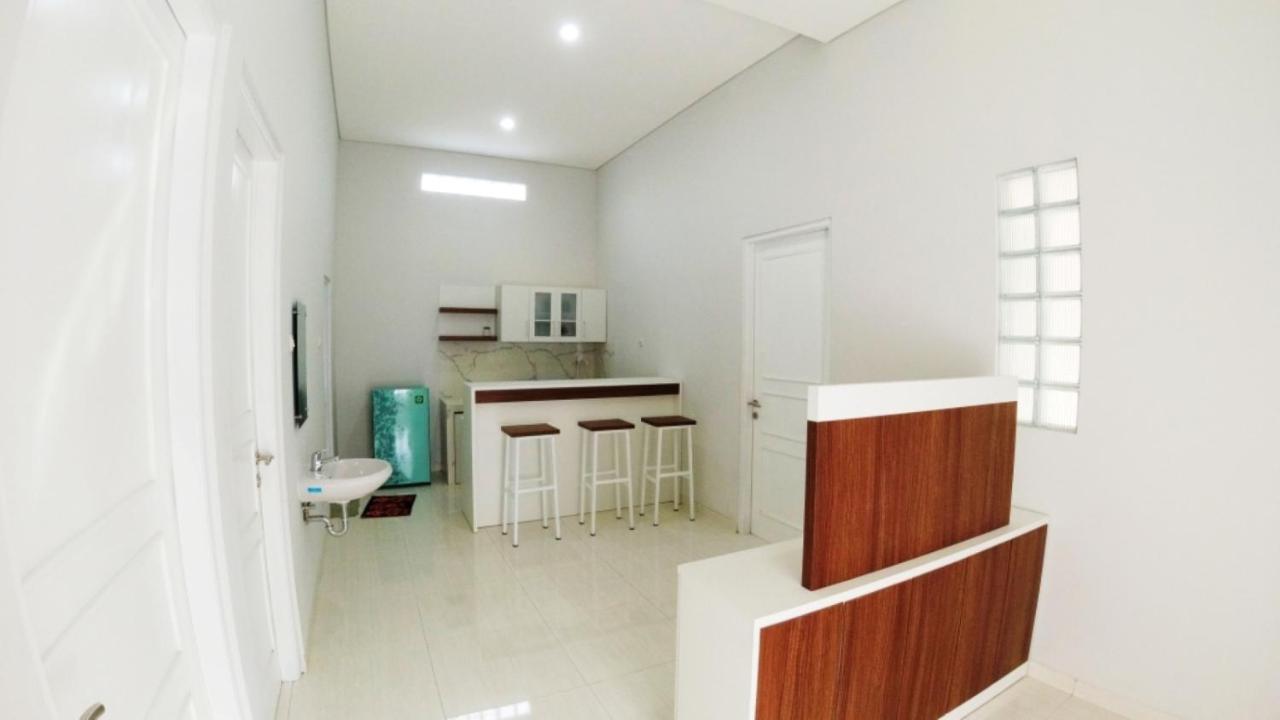 Omah Bondi Family Homestay By Fh Stay ジョグジャカルタ エクステリア 写真