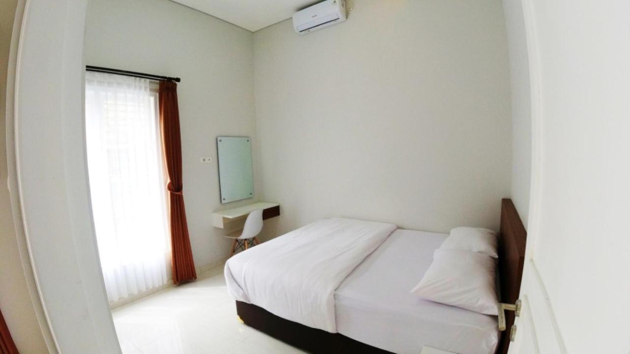 Omah Bondi Family Homestay By Fh Stay ジョグジャカルタ エクステリア 写真